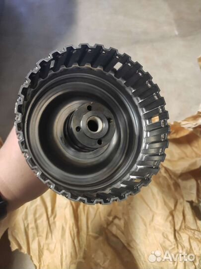 Новый входной вал ZF 1060271007