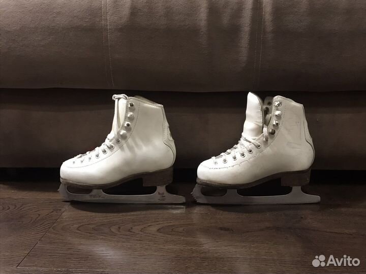 Коньки фигурные wifa