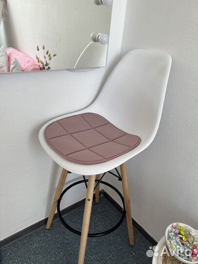 Барный стул