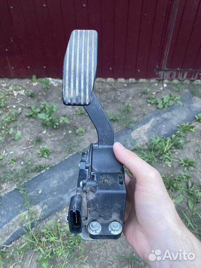 Педаль газа LADA kalina