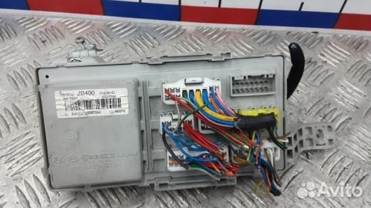 Блок комфорта hyundai santa FE 2 (5UK06M301)