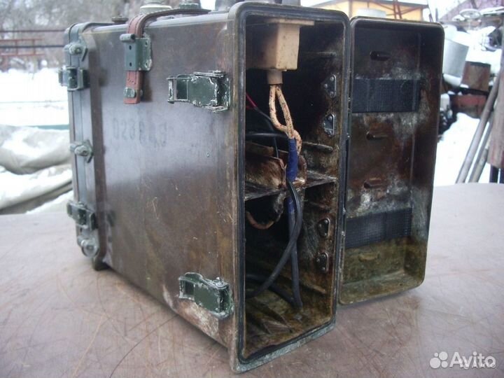 Усилитель мощности ум-2 армейских радиостанций