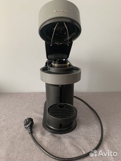 Капсульная кофемашина Nespresso Vertuo