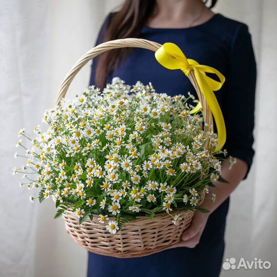 Корзина с цветами 027