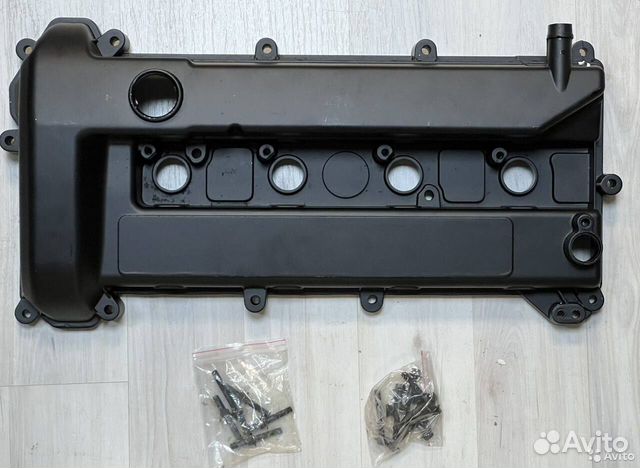 Алюминиевая клапанная крышка Форд Фокус 1.8