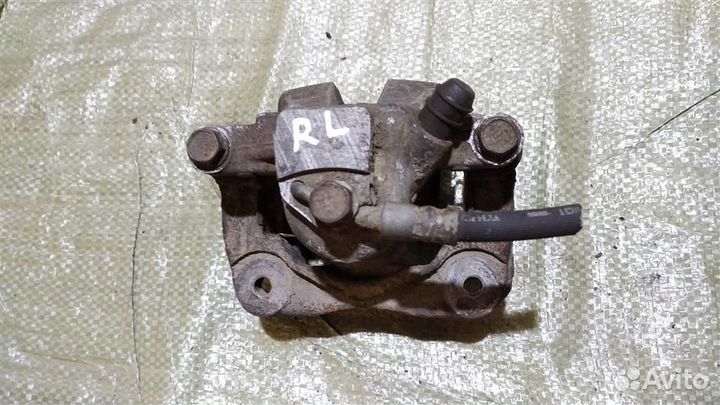 Суппорт задний левый toyota camry V40 ACV40