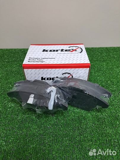 Skoda Rapid Колодки тормозные передние