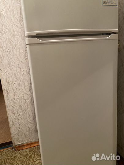 Холодильник Shivaki бу