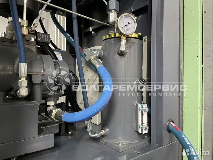 Винтовой компрессор Crossair на ресивере