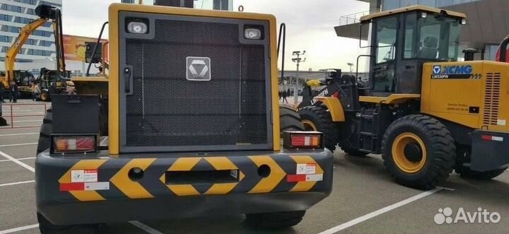 Фронтальный погрузчик XCMG LW550RU, 2024