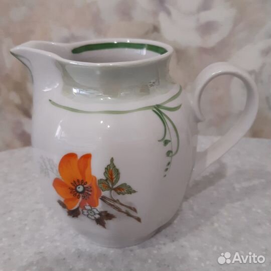 Соусник фарфоровый