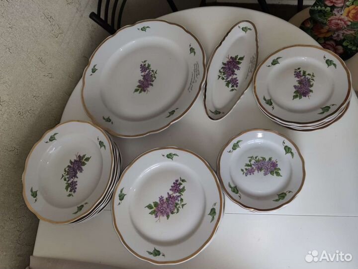 Столовый сервиз 