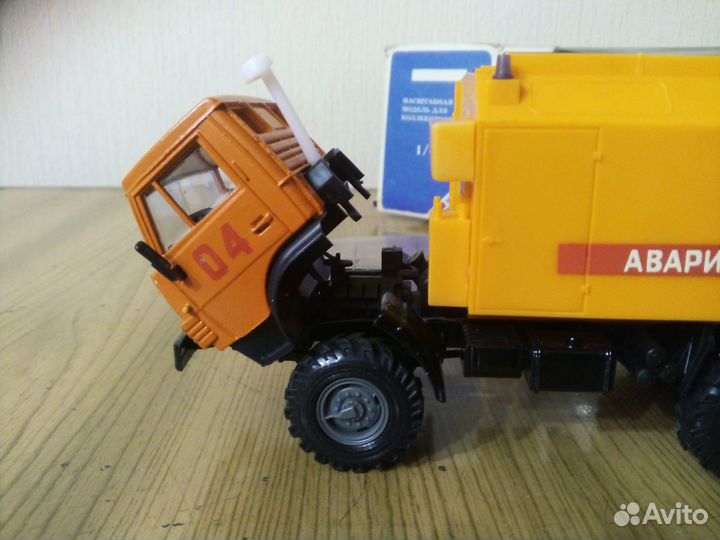 Модель СССР 1:43 Камаз 4310-Арек(Аварийка и З/Час)