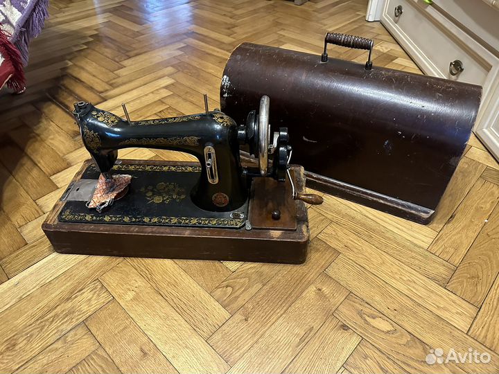 Швейная машина Подольск