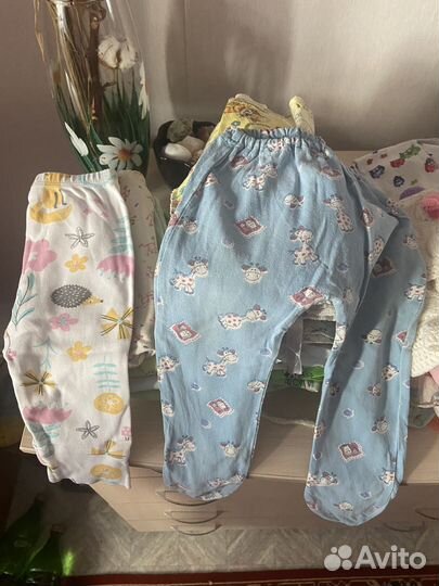 Отдам даром детские вещи на девочку