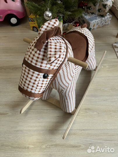 Качалка лошадь