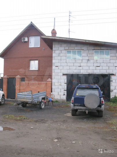 Дом 268 м² на участке 19,8 сот.