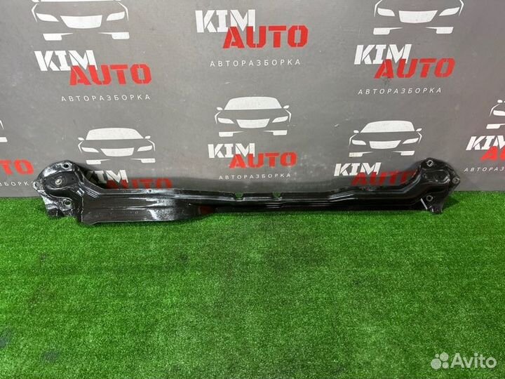 Растяжка/распорка передних стоек Ford Focus 3