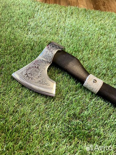 Топор ручной работы
