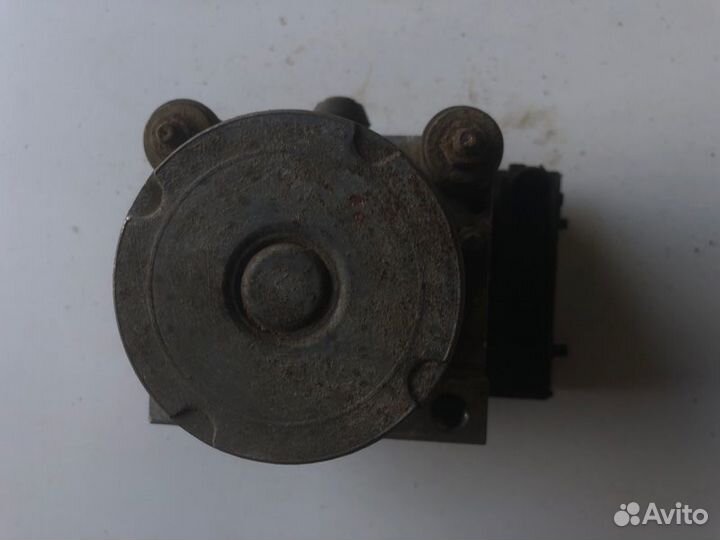 Блок ABS Peugeot 107