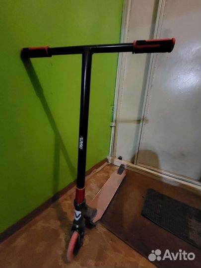 Трюковой самокат