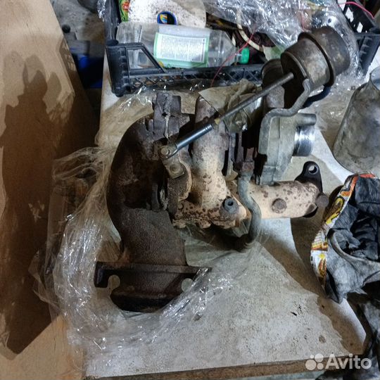 Турбина volkswagen transporter t4 1.9 028145701L