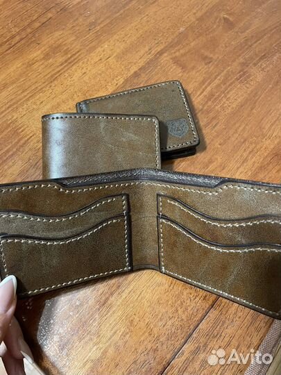 Подставка для телефона, футляр для очков