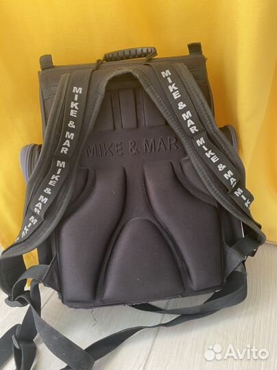 Рюкзак школьный