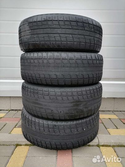 Yokohama Ice Guard IG20 215/60 R16 95Q