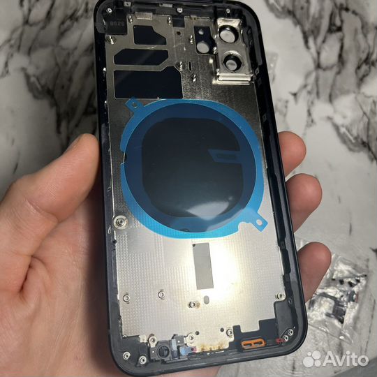 Корпус iPhone 12