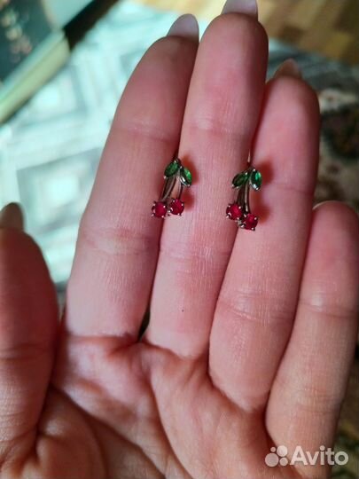 Серебряные серёжки детские