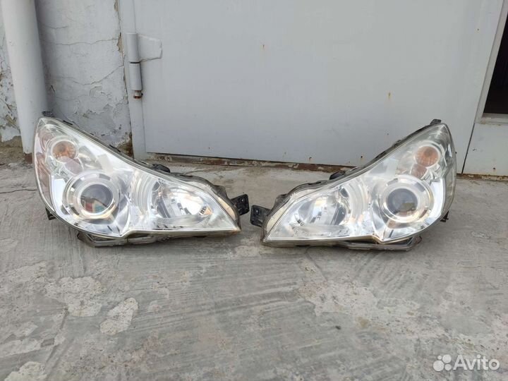 Фары на Subaru legacy передние