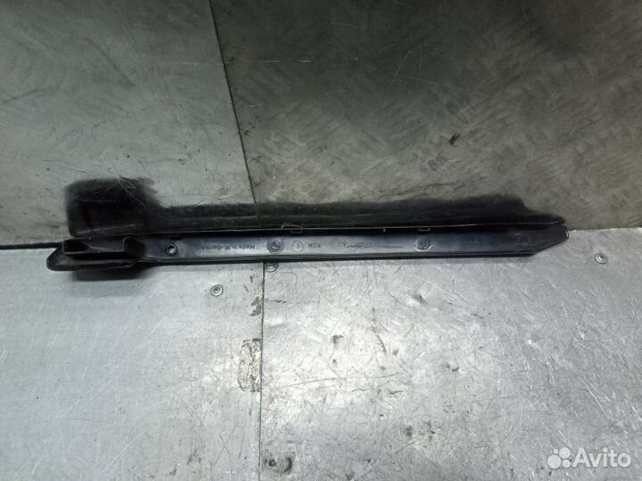 Накладка сиденья левая Audi 80 B3 NE 1986-1991