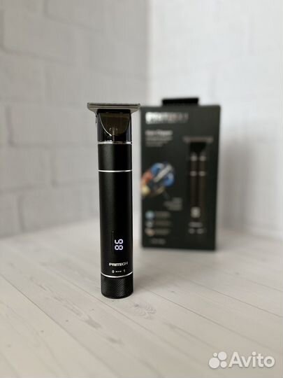 Триммер для бороды с дисплеем