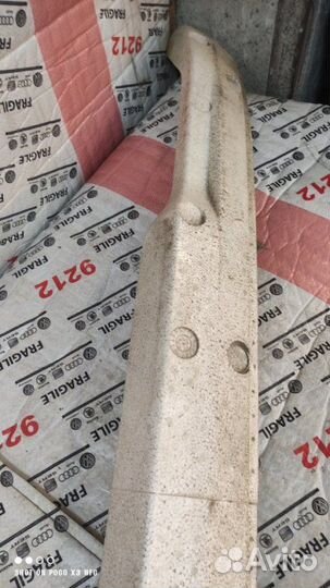 Абсорбер бампера задний Subaru Legacy B11