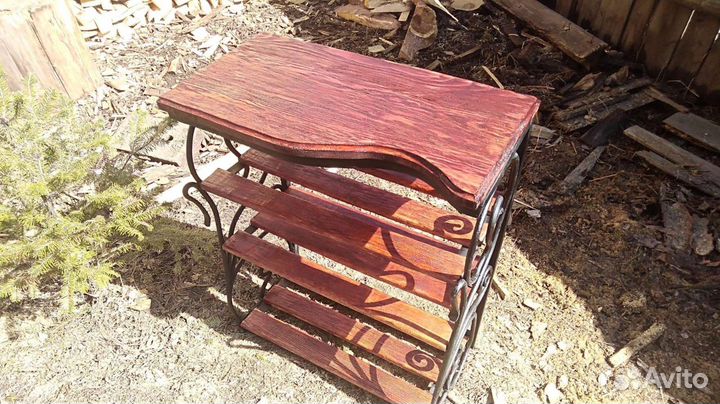 Кованая полка для обуви в прихожую