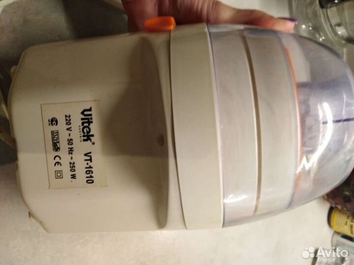 Соковыжималка, кувш дляфильтра, зиппакеты,и всякое