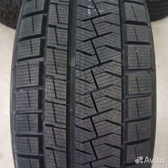 Formula Ice FR 215/55 R18 H