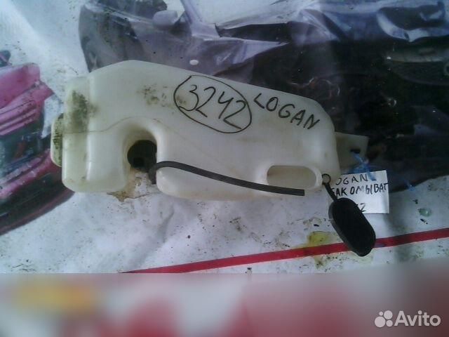 Бачок омывателя лобового стекла Renault Logan 2005