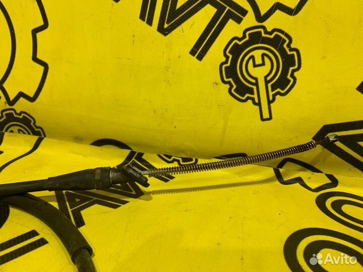 Трос стояночного тормоза задний левый Suzuki