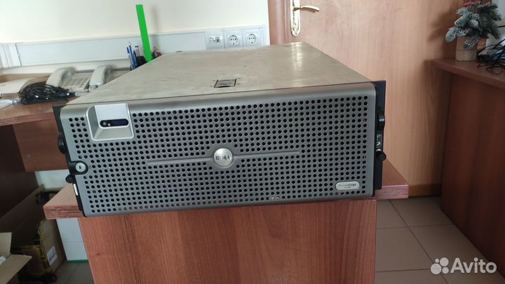 Сервер Dell PowerEdge R905