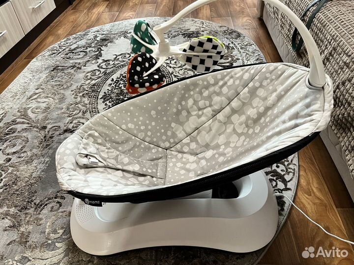 Детские электронные качели 4moms