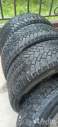Bfgoodrich G-Force Stud 215/55 R16