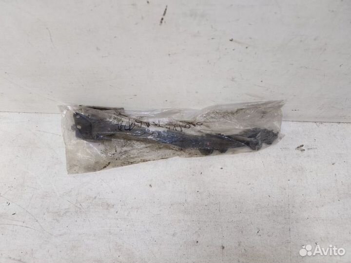 Кронштейн бампера задний правый Lexus Rx 4