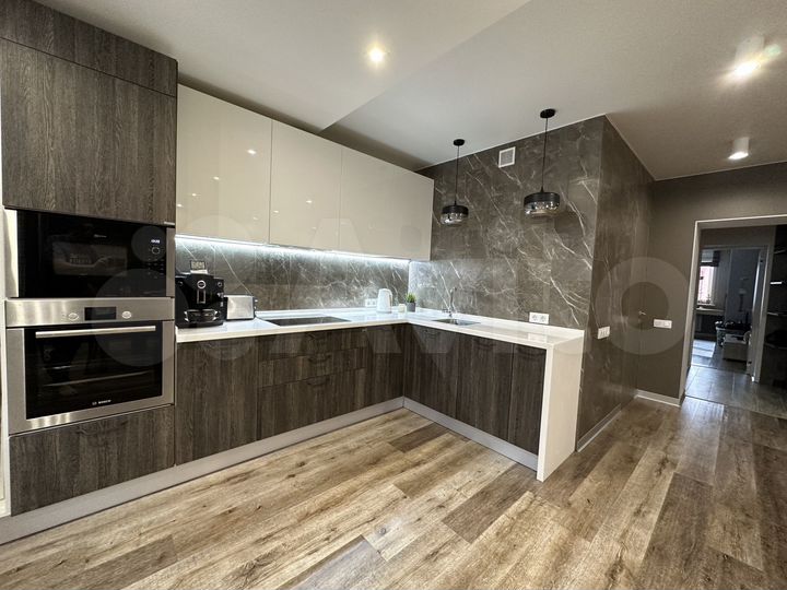 3-к. квартира, 82 м², 7/15 эт.