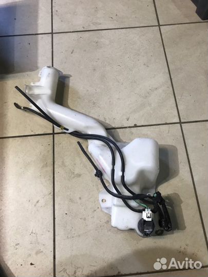 Бачок омывателя Mitsubishi Colt Z23A 4A91 2005