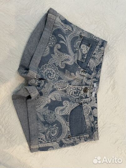 Шорты джинсовые