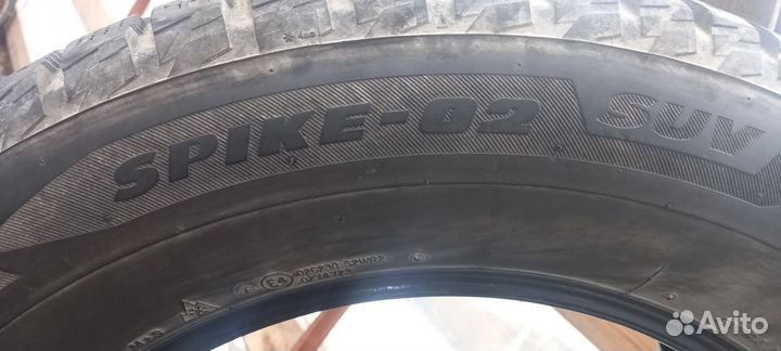 Bridgestone Blizzak Spike-02 265/60 R18
