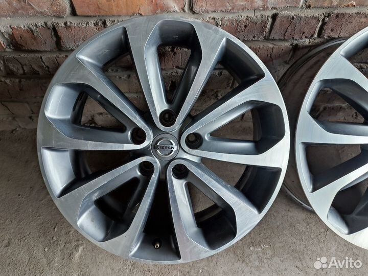Оригинальные диски Nissan R18 5х114.3