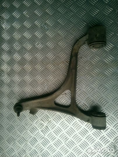 Рычаг Mercedes benz